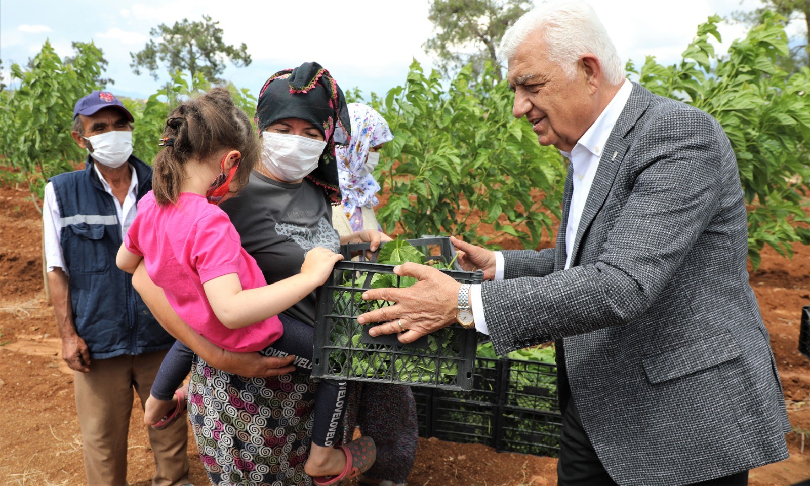Büyükşehir İpekböcekçiliğini Destekliyor Muğla Kazanıyor